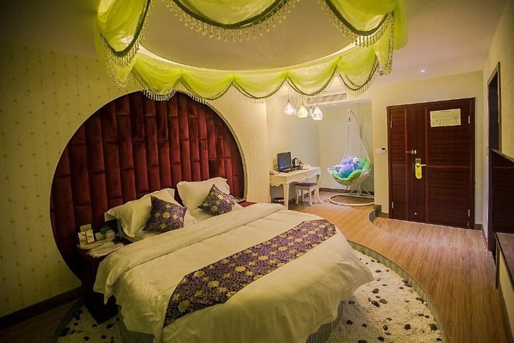 Chongqing Xinhao Theme Hotel Esterno foto
